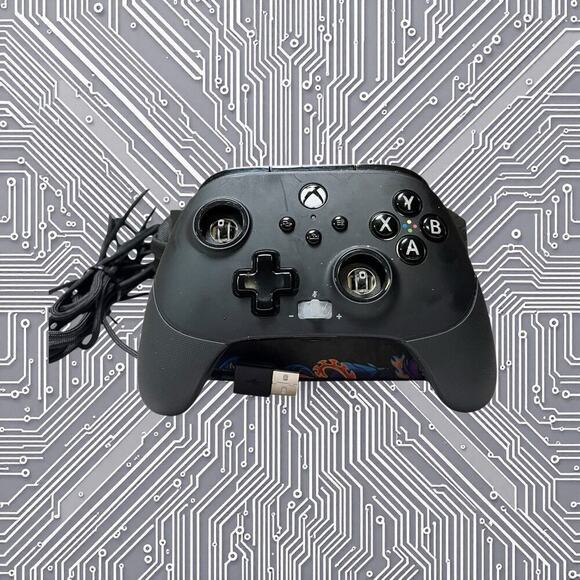 Fusion Pro 3 Wired Controller - Picture 3 of 7